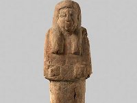 Aeg H 23  Aeg H 23, Anfang Neues Reich, Uschebti, Holz, H 19,4 cm, B 4,8 cm, T 3,0 cm : Bestandskatalog Ägypten, Museumsfoto: Claus Cordes